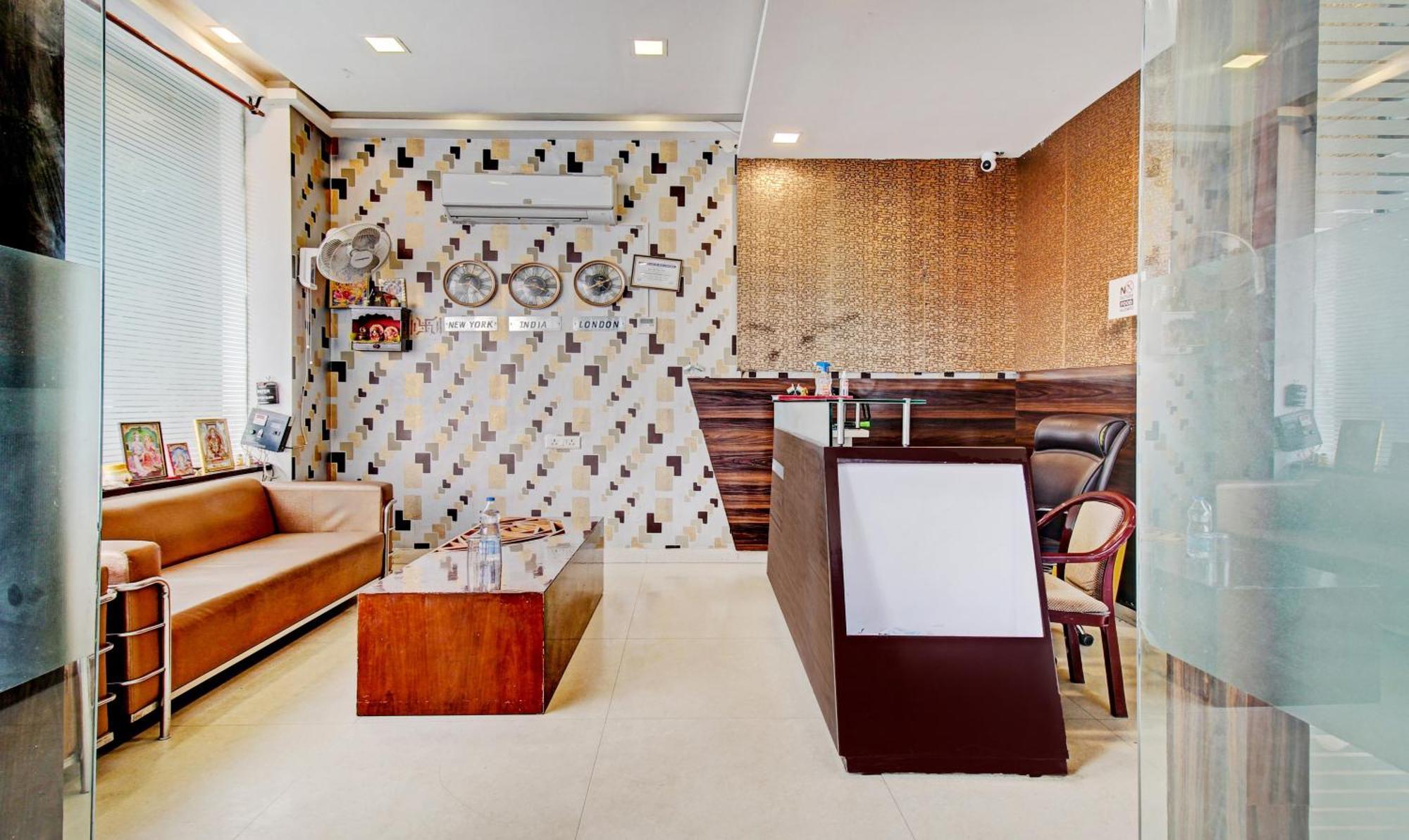 Treebo Silver Grand New Agreement ラクナウ エクステリア 写真